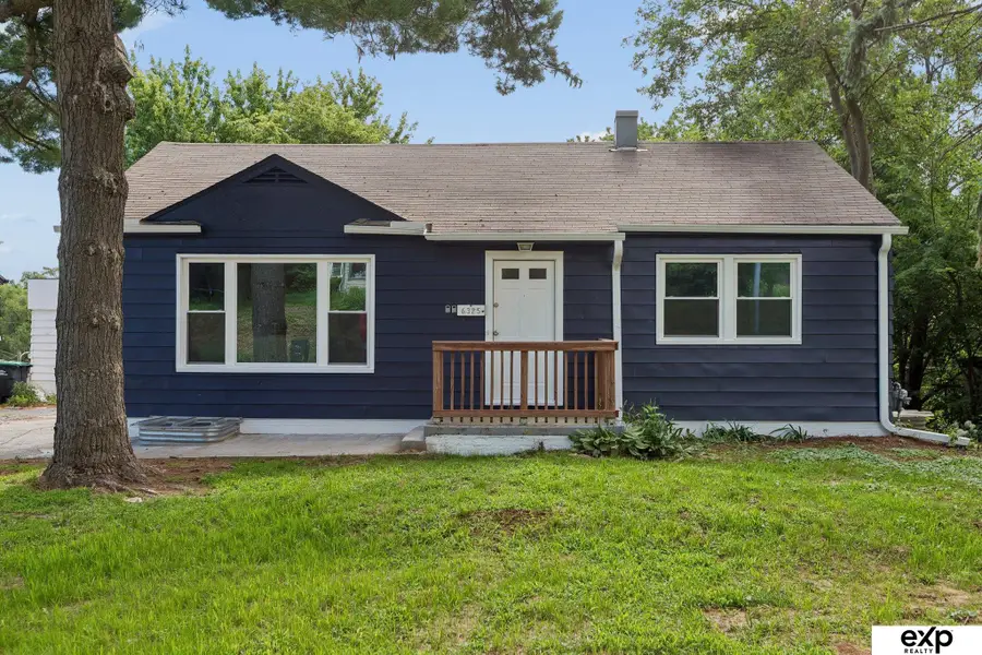 6325 N 37th Street, Omaha, NE 68111 - #2