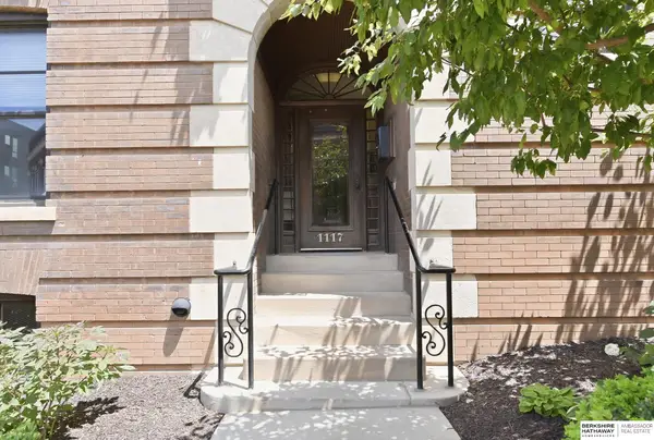 1117 S 10 Street #14, Omaha, NE 68108
