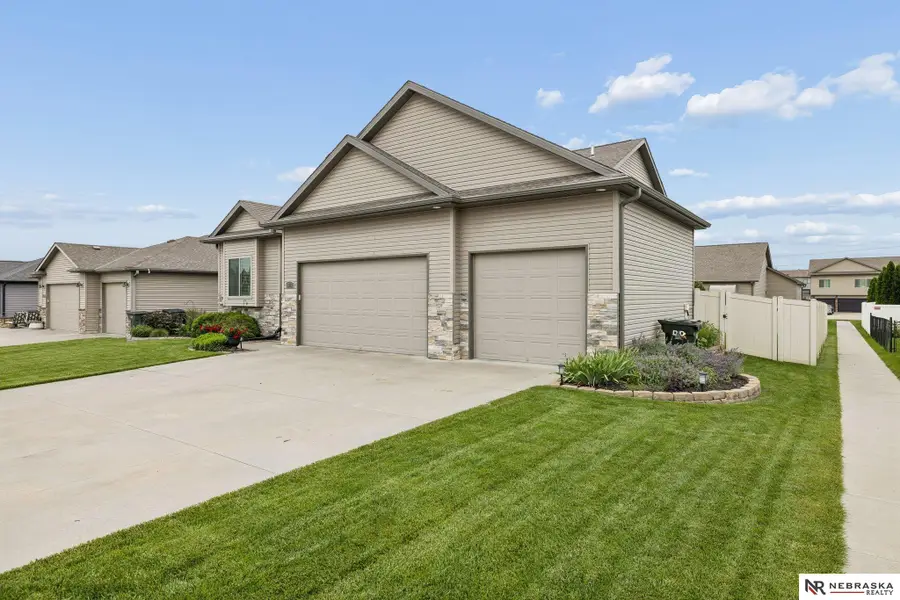 9310 Colby Street, Lincoln, NE 68505 - #2