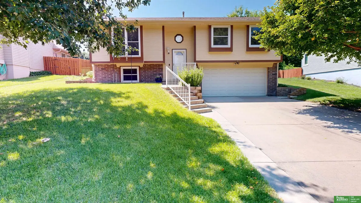 5636 N 126th Avenue, Omaha, NE 68164 - #1