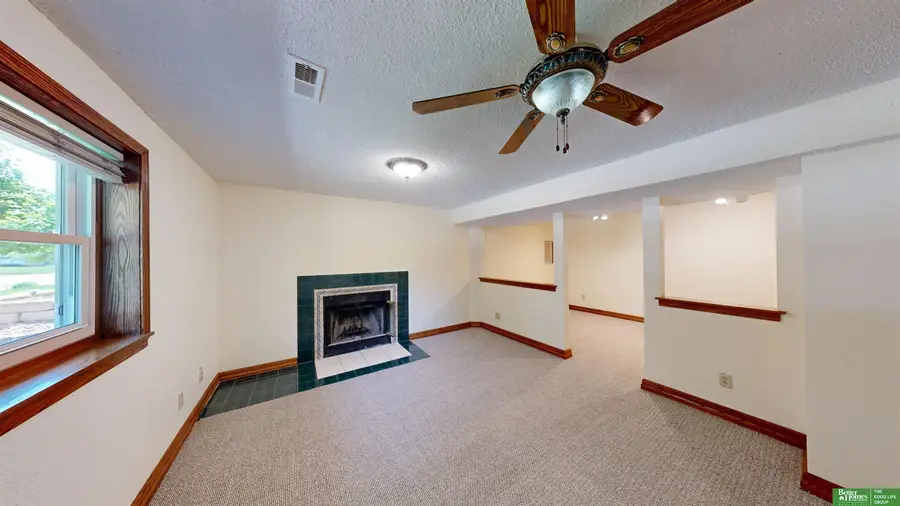 5636 N 126th Avenue, Omaha, NE 68164 - #3