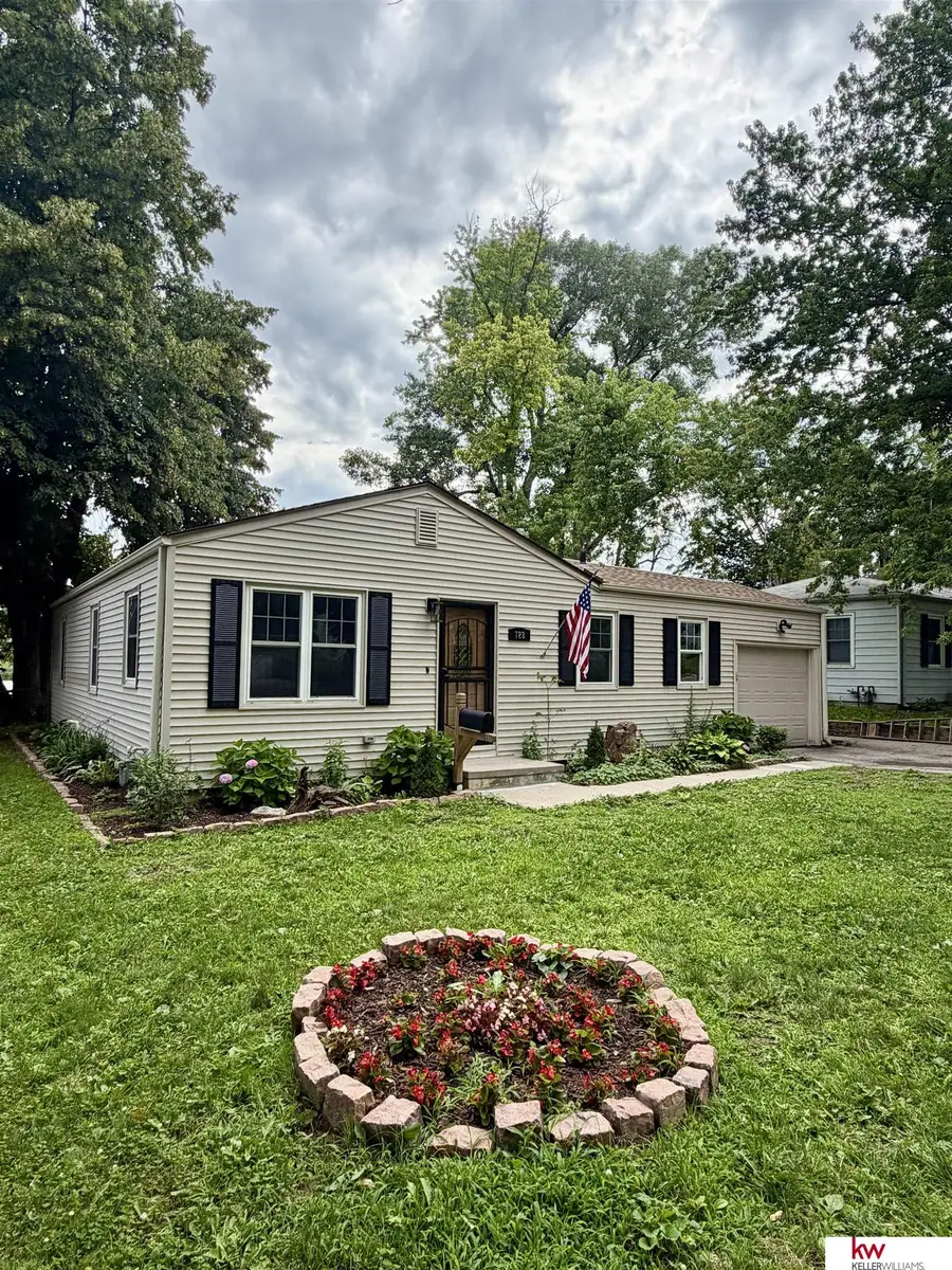 728 N 77th Avenue, Omaha, NE 68114 - #2