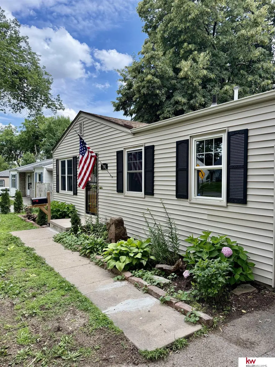 728 N 77th Avenue, Omaha, NE 68114 - #3