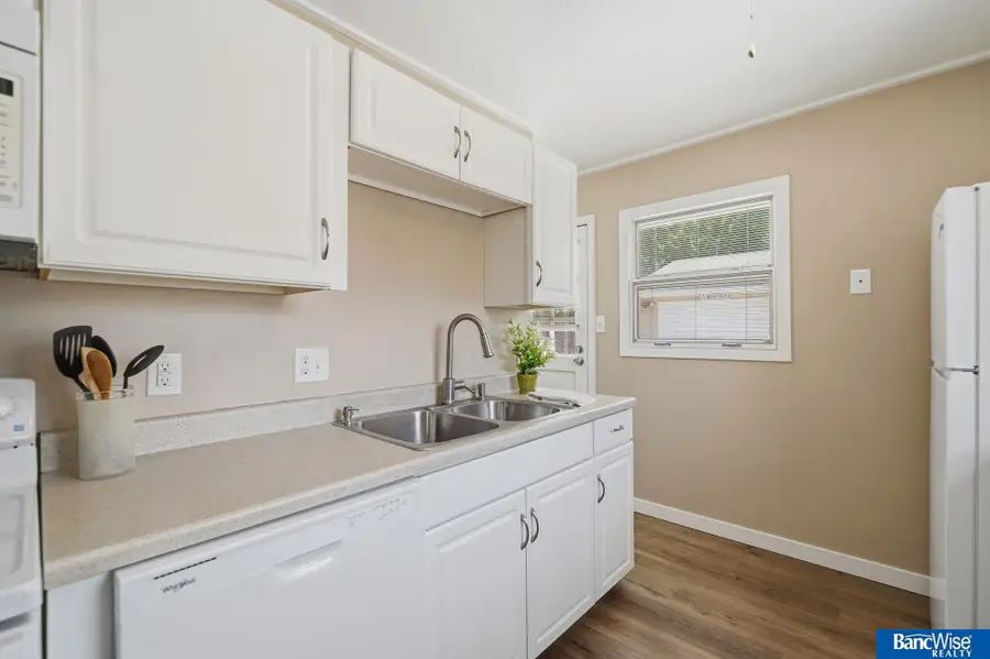 3976 Dunn Avenue, Lincoln, NE 68502 - #3
