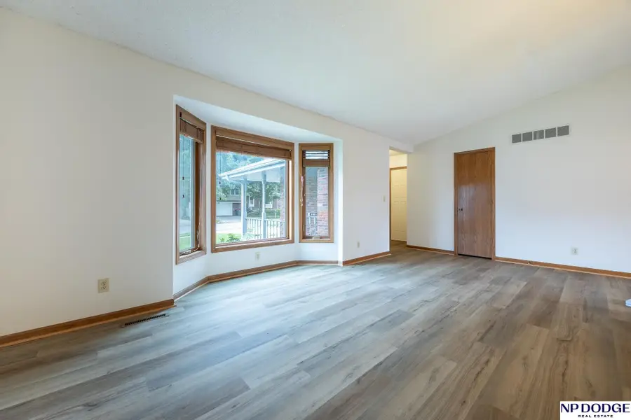 4820 Bunker Hill Road, Lincoln, NE 68521 - #2