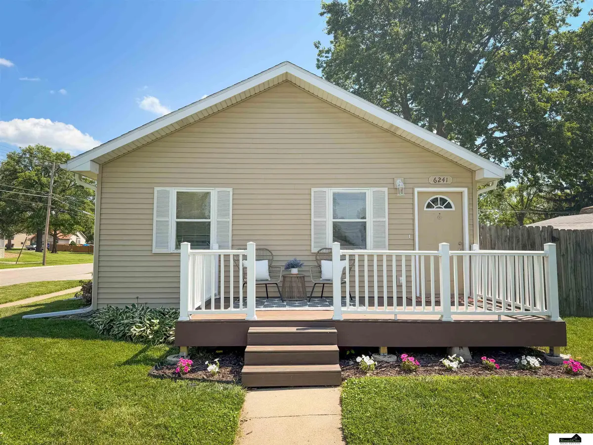 6241 Gladstone Street, Lincoln, NE 68507 - #1