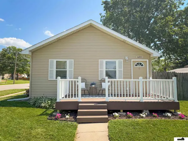 6241 Gladstone Street, Lincoln, NE 68507