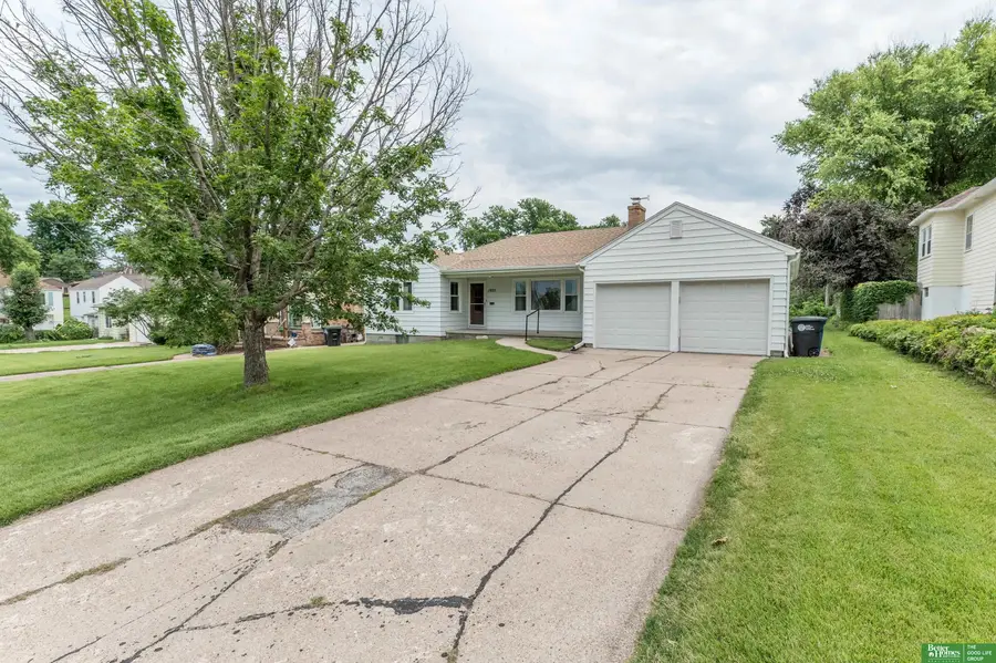 1925 S 47th Street, Omaha, NE 68106 - #2
