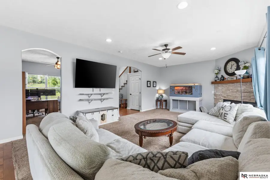 14901 Laurel Avenue, Omaha, NE 68116 - #2