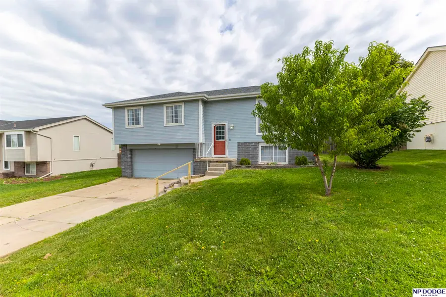 3216 Chad Avenue, Bellevue, NE 68123 - #3