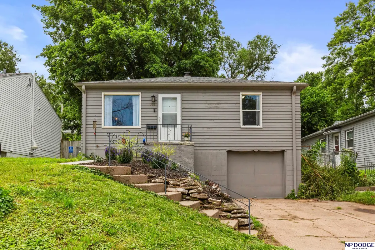 5831 Sahler Street, Omaha, NE 68104 - #1