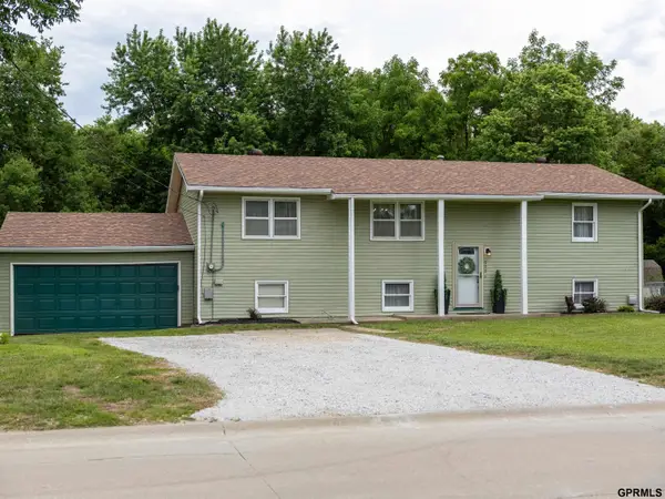 503 Ridge Road N, Council Bluffs, IA 51503