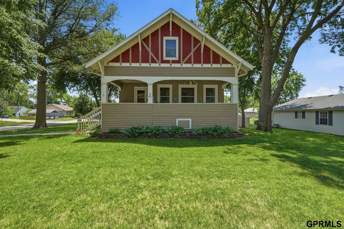 325 Iowa Street, Sterling, NE 68443 - #1