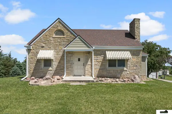 6002 W Adams Street, Lincoln, NE 68524
