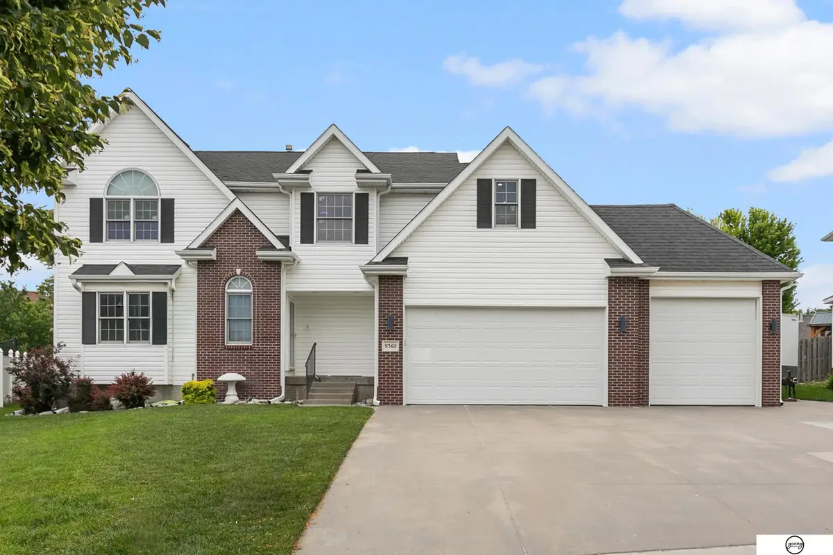 9360 Benziger Drive, Lincoln, NE 68526 - #1