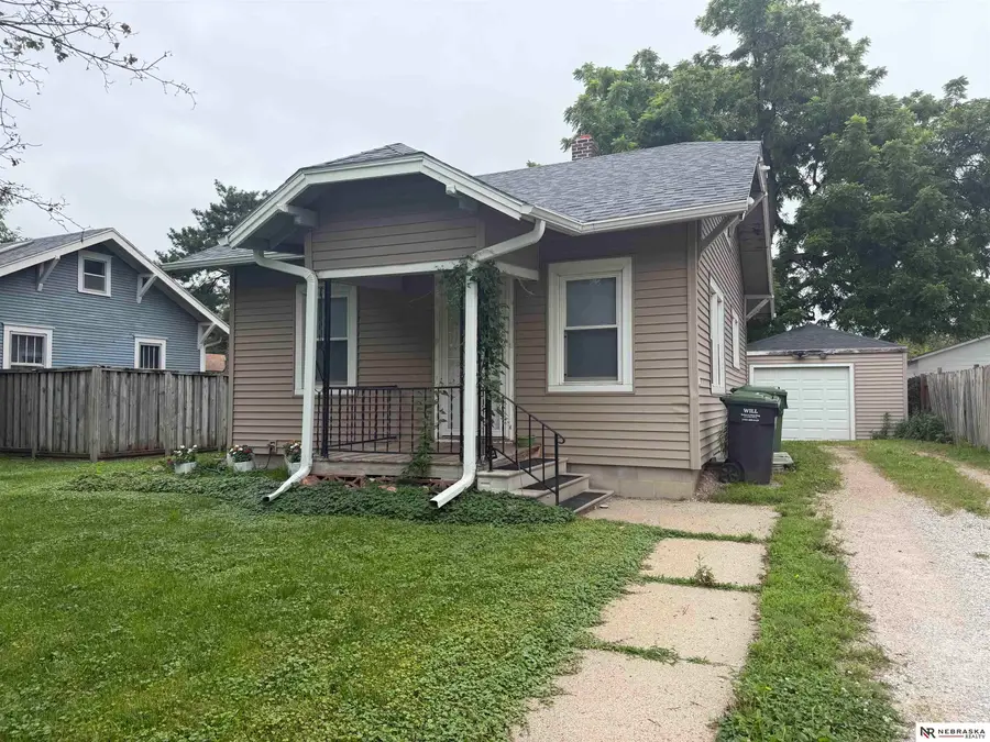 4438 Greenwood Street, Lincoln, NE 68504 - #2
