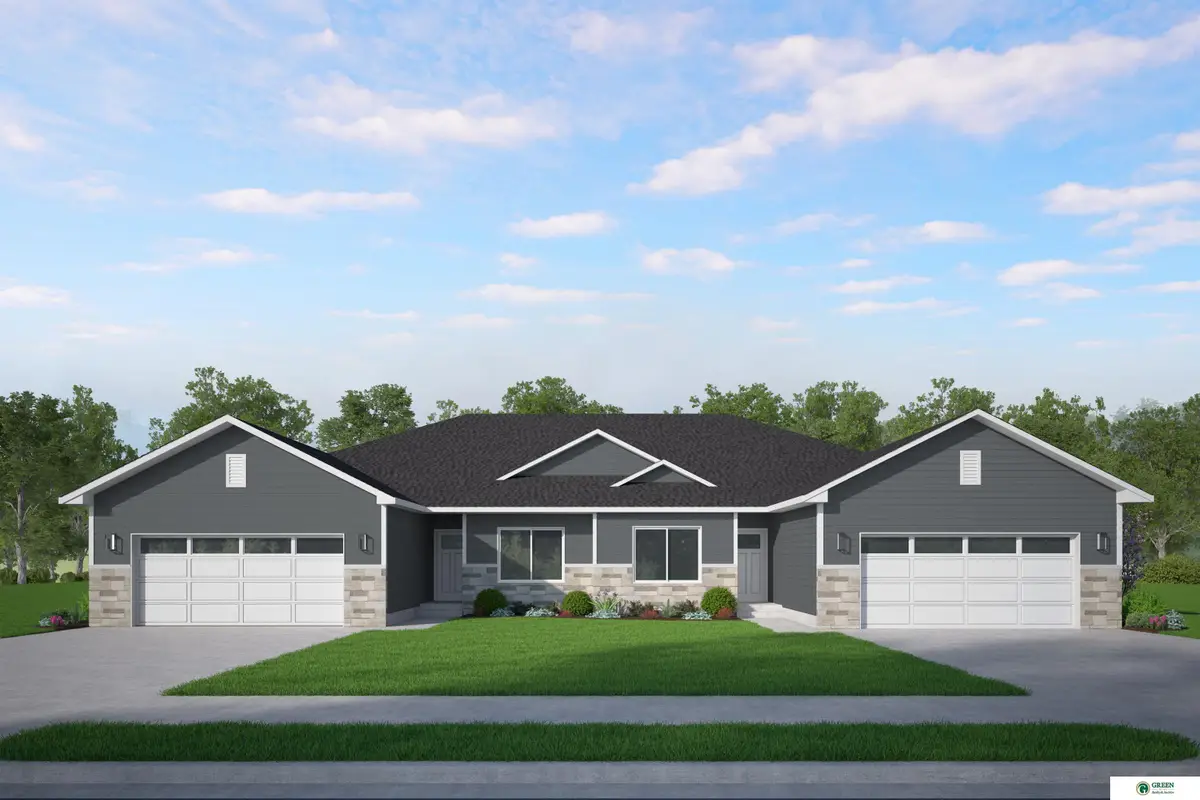 1810 N Maine Avenue, York, NE 68467 - #1