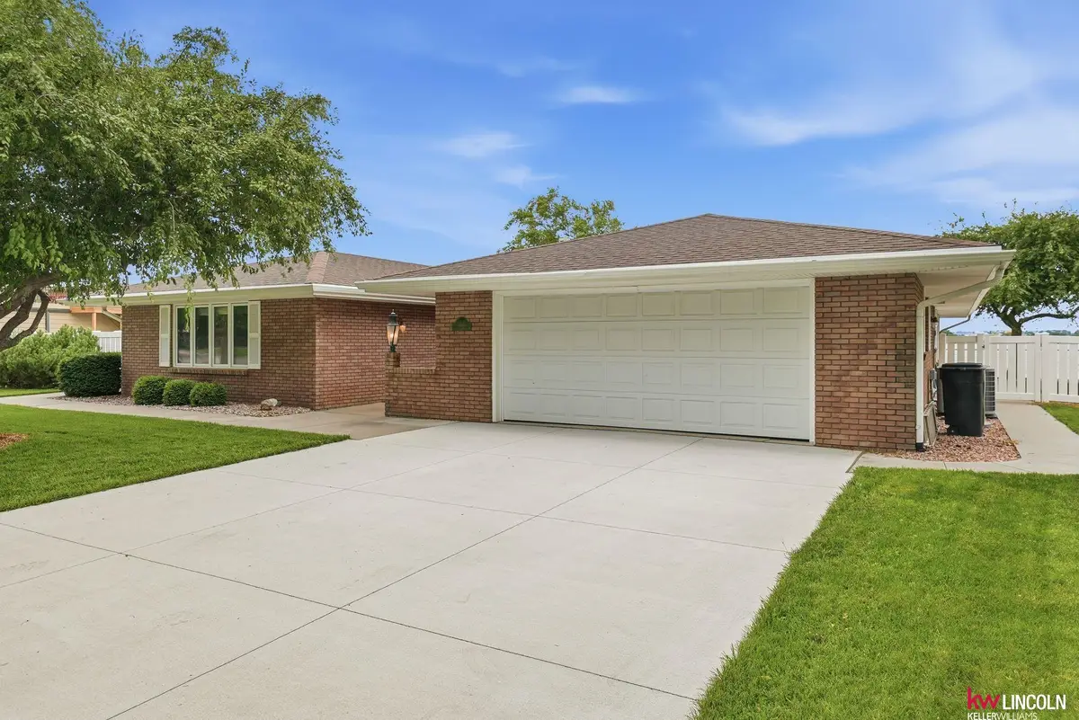 1910 Surfside Drive, Lincoln, NE 68528 - #1