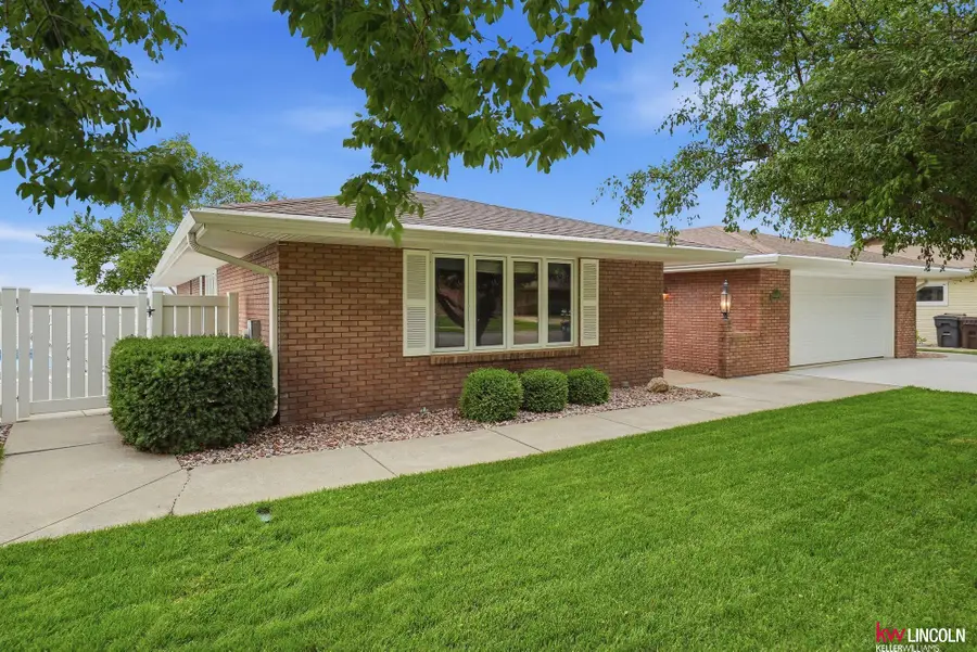 1910 Surfside Drive, Lincoln, NE 68528 - #2