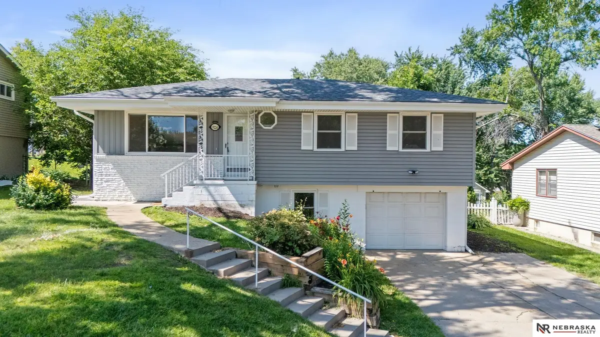 9224 Ruggles Street, Omaha, NE 68134 - #1