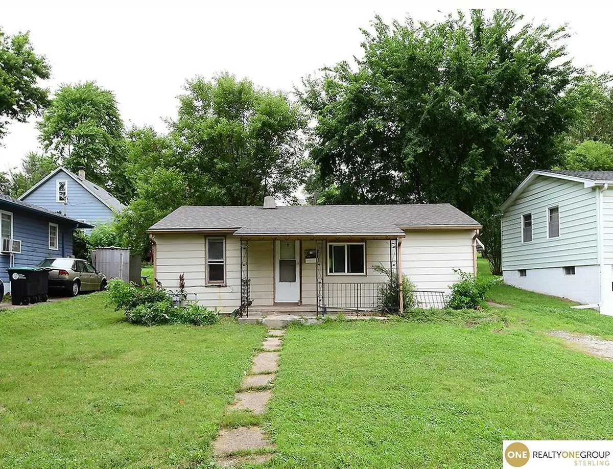 4048 Curtis Avenue, Omaha, NE 68111 - #1