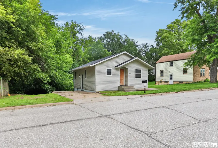 910 9th Avenue, Plattsmouth, NE 68048 - #2