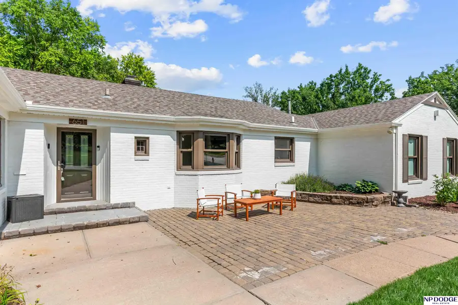 651 N 63 Street, Omaha, NE 68132 - #2