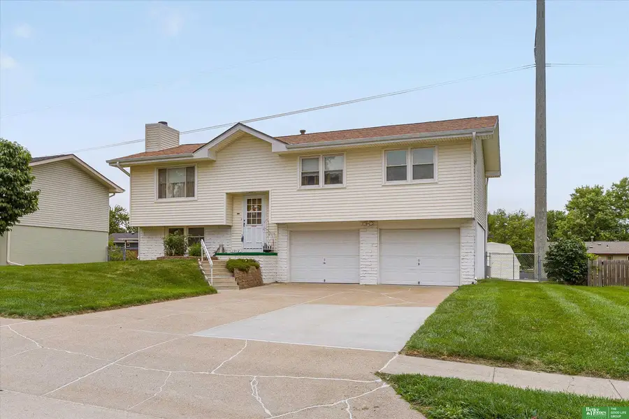 1012 Denver Street, Bellevue, NE 68005 - #2