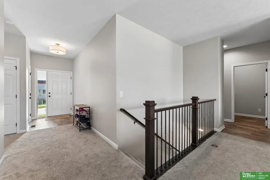 9806 Osprey Lane, Papillion, NE 68046 - #2