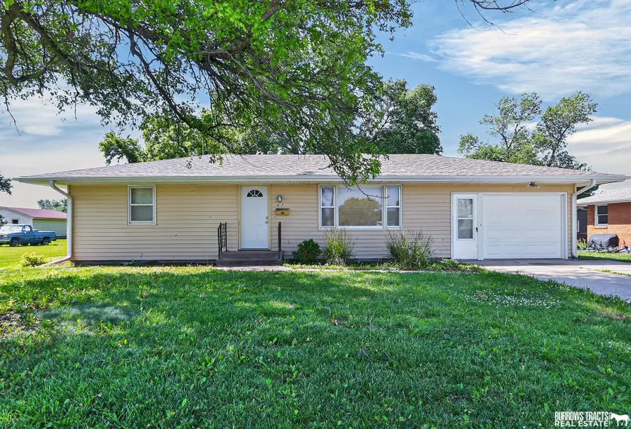 417 W F Street, Elmwood, NE 68349 - #2