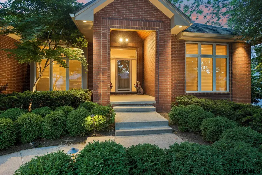 1427 N 133 Street, Omaha, NE 68154 - #2