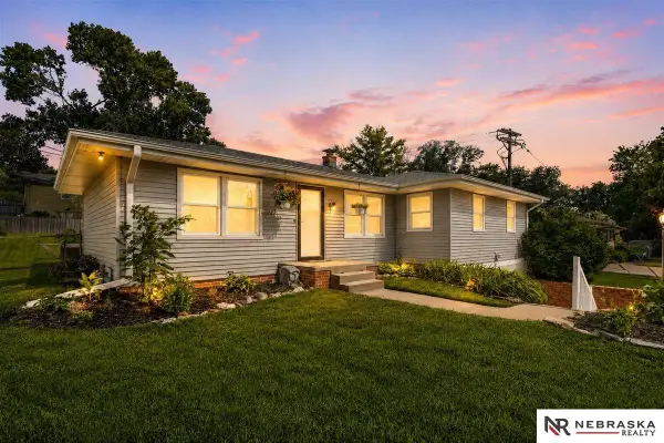 4317 N 108th Street, Omaha, NE 68164