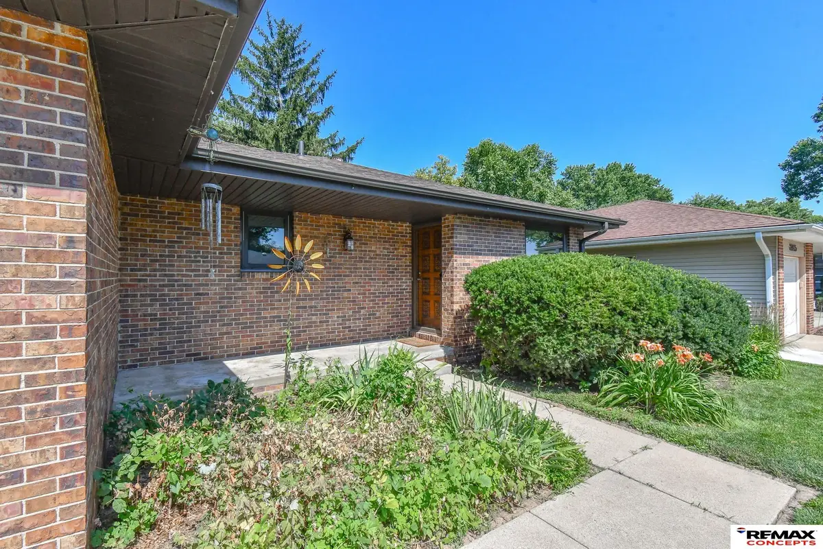 3001 S 52nd Street, Lincoln, NE 68506 - #1