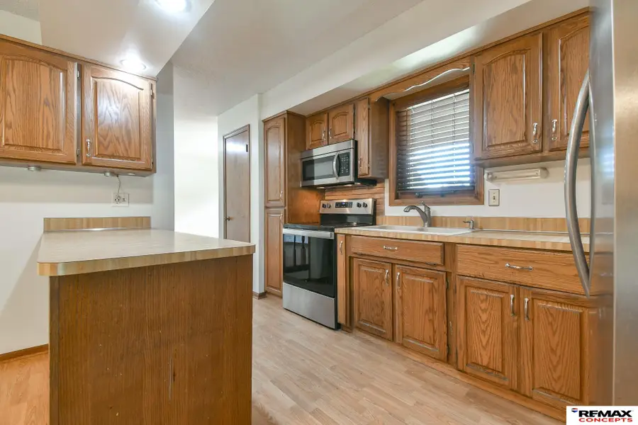 3001 S 52nd Street, Lincoln, NE 68506 - #3