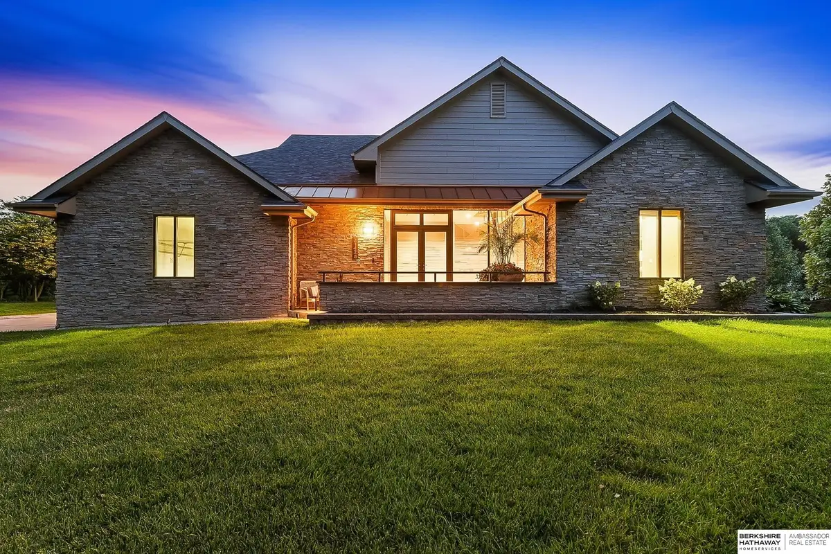 21428 Hickory Street, Elkhorn, NE 68022 - #1