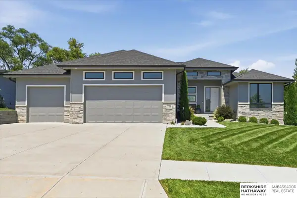 18408 Corby Street, Elkhorn, NE 68022