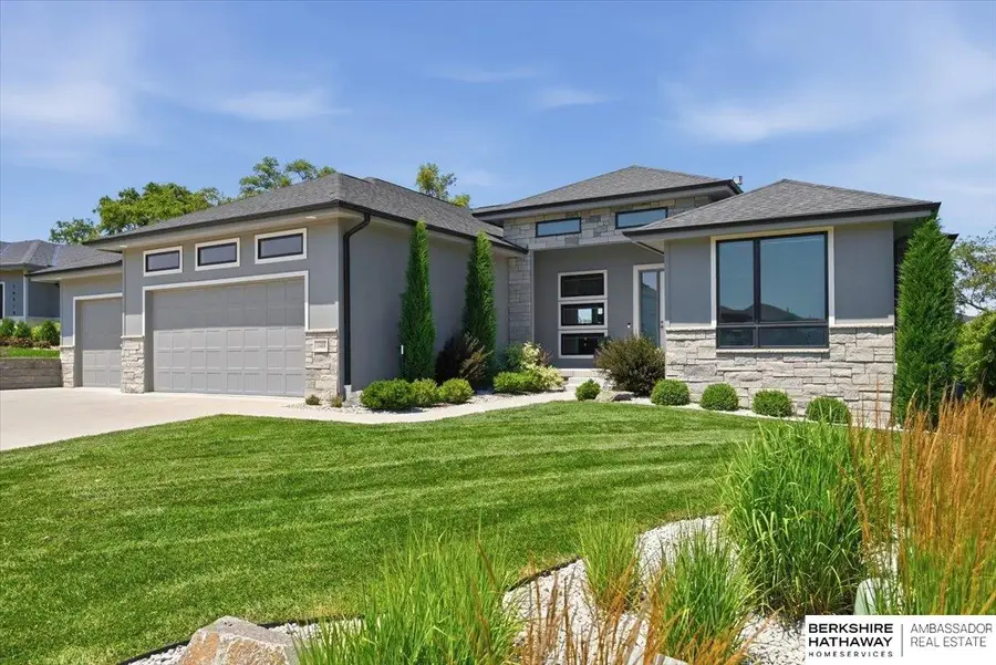 18408 Corby Street, Elkhorn, NE 68022 - #3