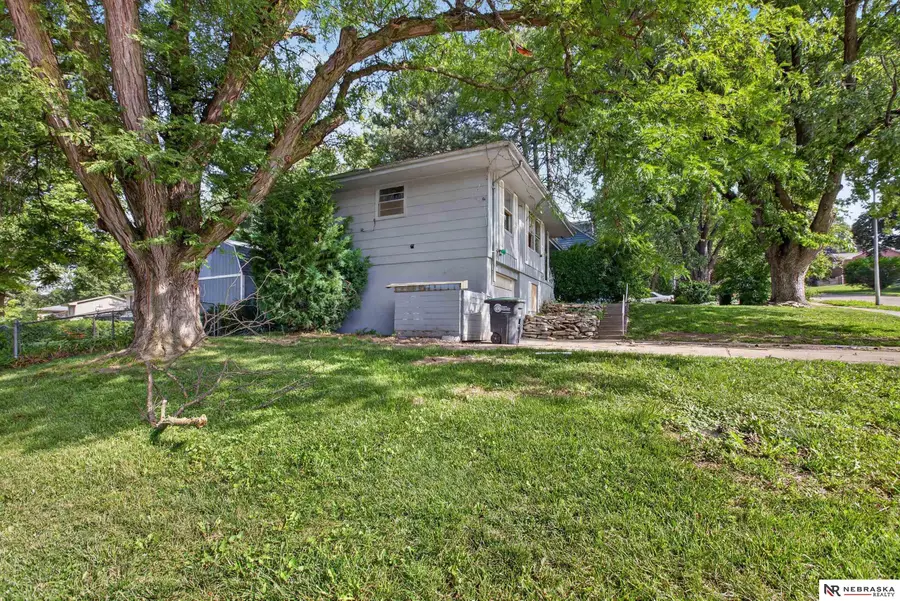 1508 N 94th Street, Omaha, NE 68114 - #2
