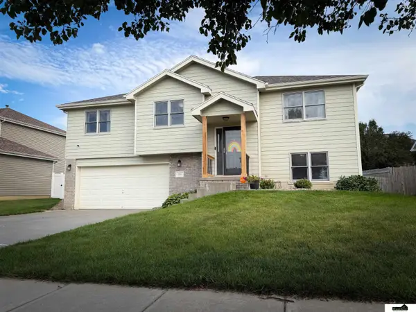 3251 Prairieview Drive, Lincoln, NE 68504