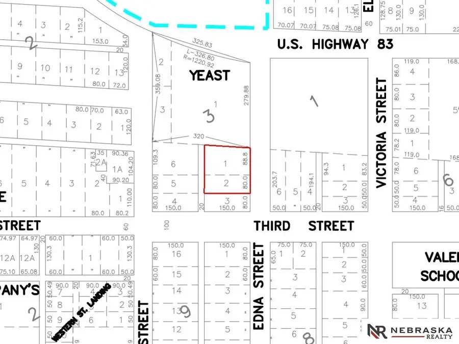 307 & 309 N Edna Street, Valentine, NE 69201 - #3