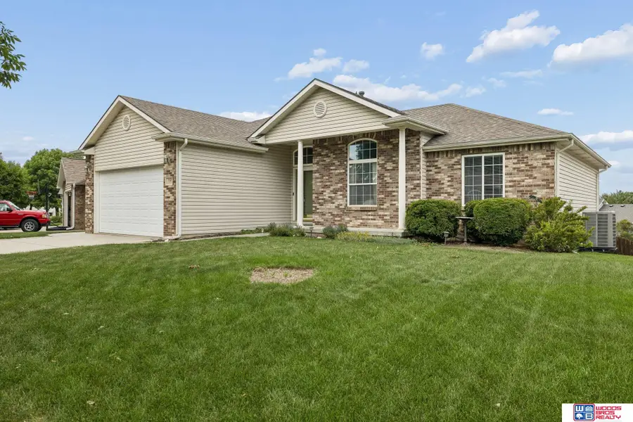 158 W Lombard Drive, Lincoln, NE 68521 - #2