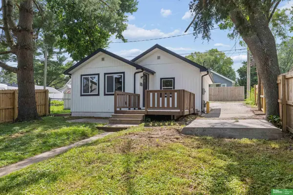 2210 N 60 Street, Omaha, NE 68104