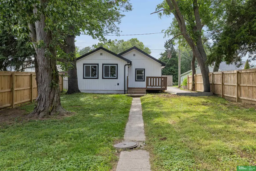 2210 N 60 Street, Omaha, NE 68104 - #3