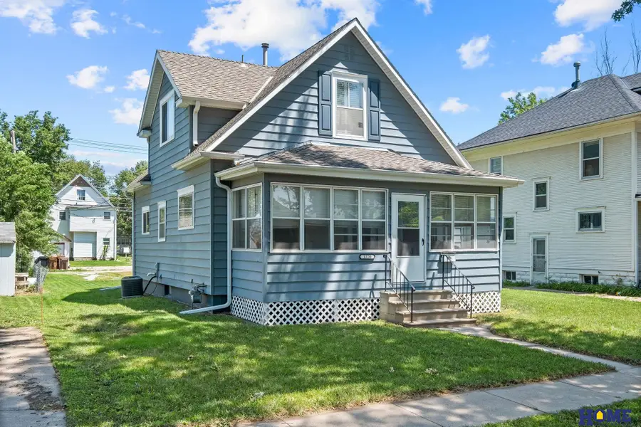 1220 Plum Street, Lincoln, NE 68502 - #2