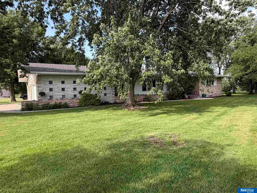1103 W 34 Highway, Aurora, NE 68818 - #2