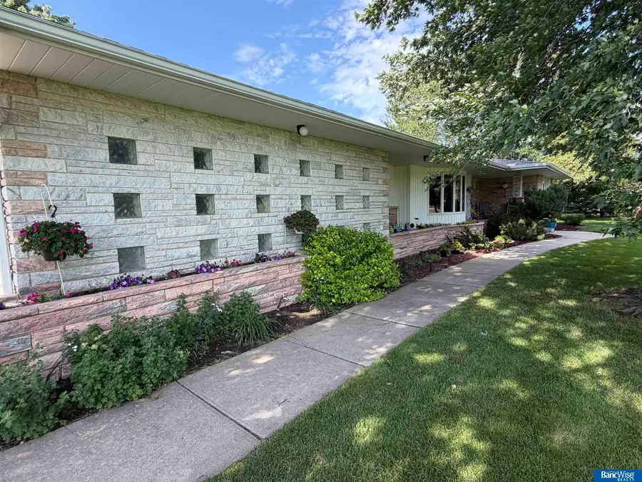 1103 W 34 Highway, Aurora, NE 68818 - #3