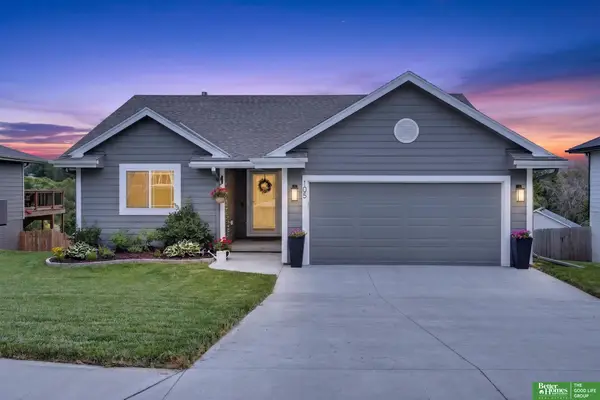 105 Maplewood Circle, Glenwood, IA 51534