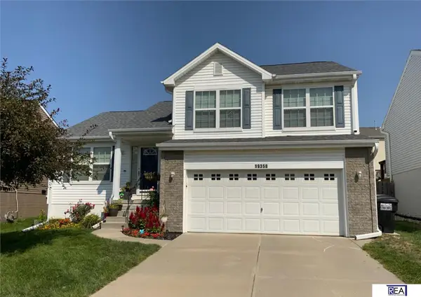 19358 Laci Street, Omaha, NE 68135