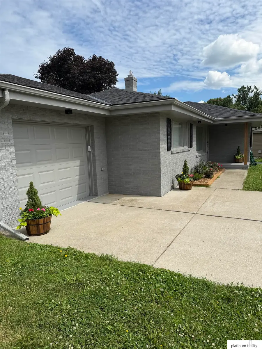 11521 N Post Road, Omaha, NE 68112 - #3