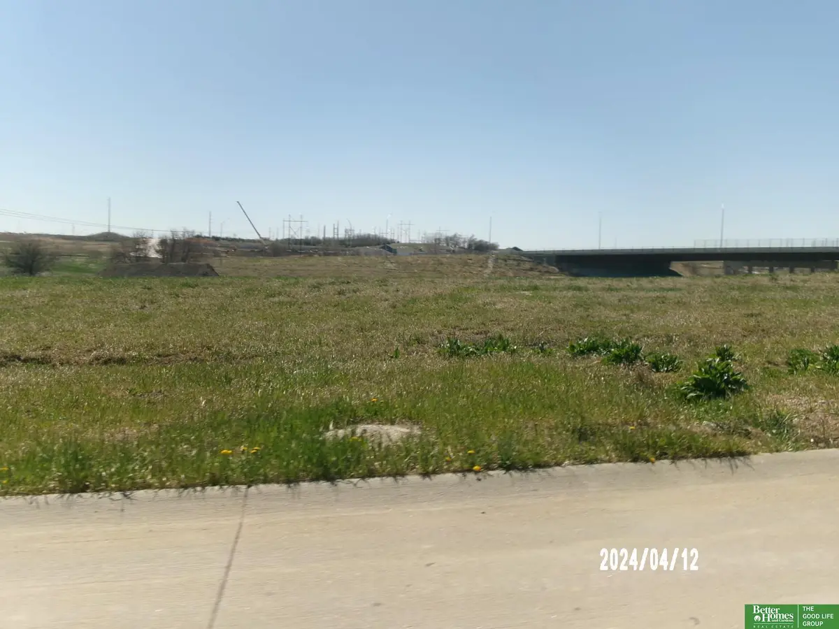 18451 Greenleaf Street, Omaha, NE 68136 - #1